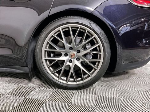 Certified 2021 Porsche Panamera image 28