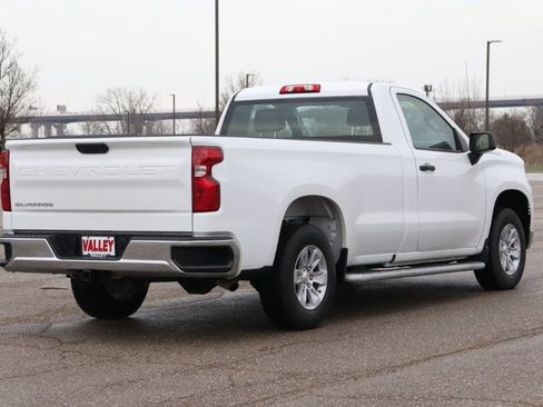 Used 2025 Chevrolet Silverado 1500 W/T RWD image 9