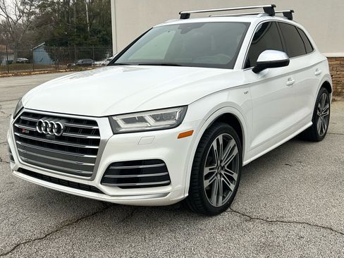 Used 2018 Audi SQ5 Prestige image 2