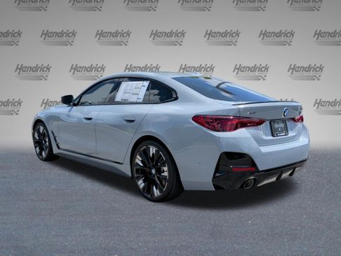 New 2026 BMW 430i xDrive w/ M Sport Package AWD/4WD image 9