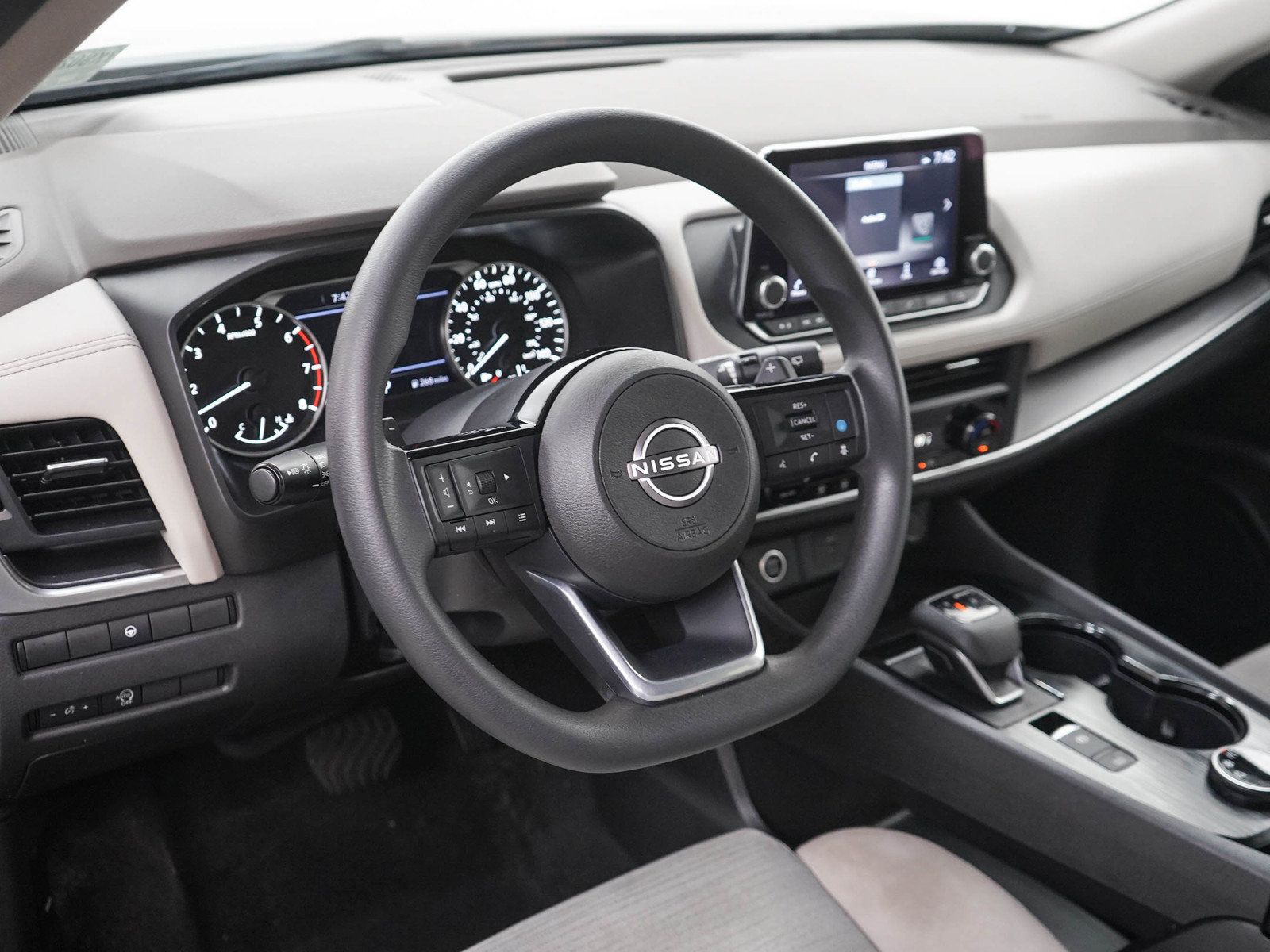 Used 2023 Nissan Rogue SV AWD/4WD image 20