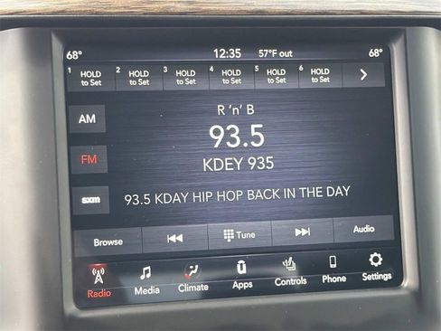 Used 2019 RAM 1500 Laramie image 15