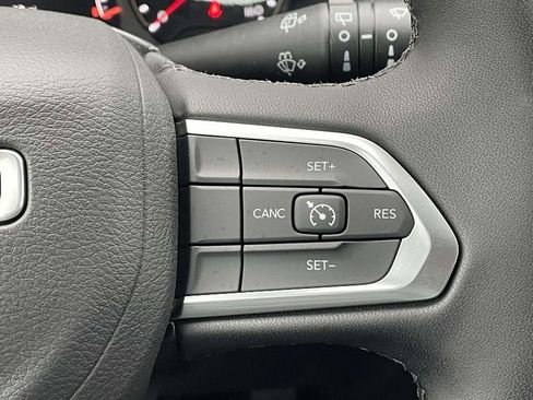 New 2026 Jeep Compass Latitude image 31