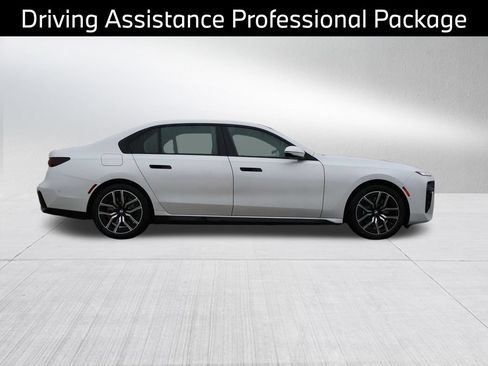 New 2026 BMW 740i xDrive w/ Executive Package AWD/4WD image 7