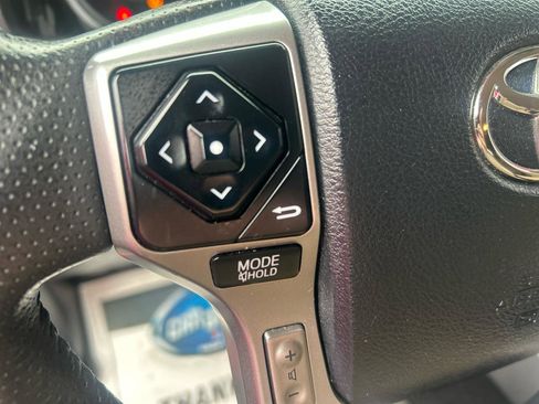 Used 2016 Toyota 4Runner Limited AWD/4WD image 18
