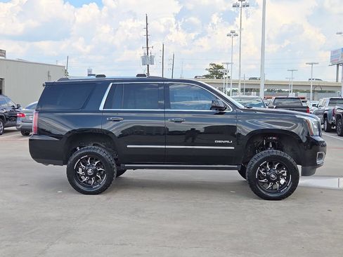 Used 2018 GMC Yukon Denali w/ Denali Ultimate Package AWD/4WD image 7