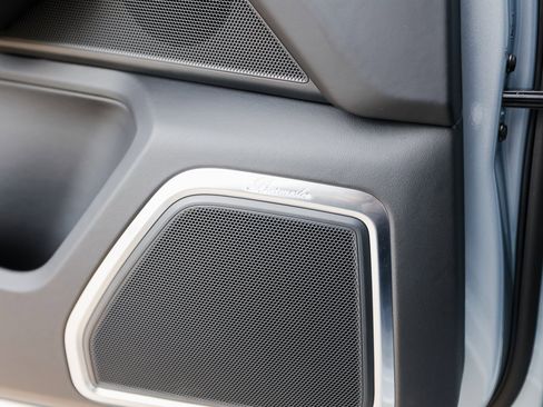 New 2026 Porsche Macan GTS image 22