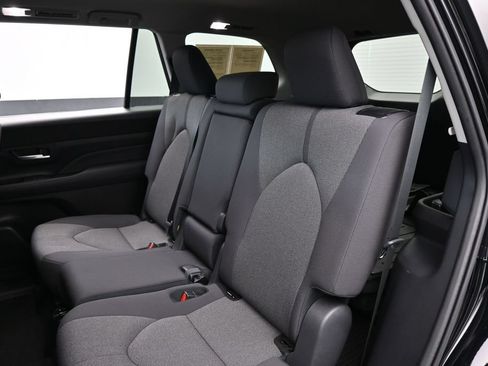 Used 2025 Toyota Grand Highlander FWD image 29