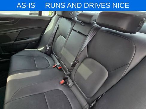 Used 2018 Jaguar XE Premium AWD/4WD image 13
