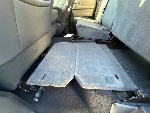 Used 2012 RAM 1500 Big Horn image 34