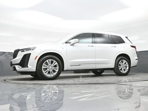 New 2025 Cadillac XT6 Luxury w/ LPO, Floor Liner Package image 20