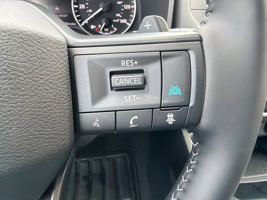 Used 2026 Nissan Rogue Dark Armor FWD image 25