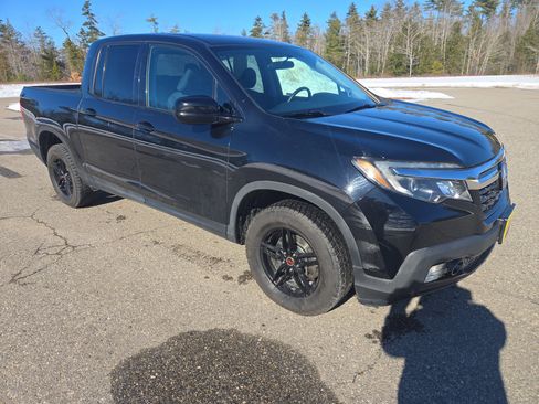 Used 2019 Honda Ridgeline Sport image 3