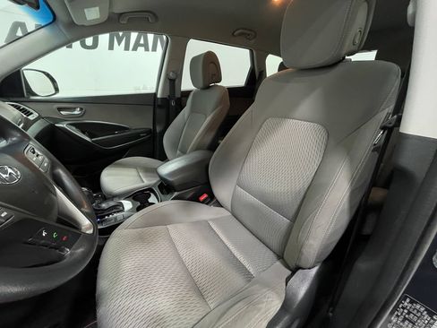 Used 2017 Hyundai Santa Fe SE w/ Cargo Package AWD/4WD image 12