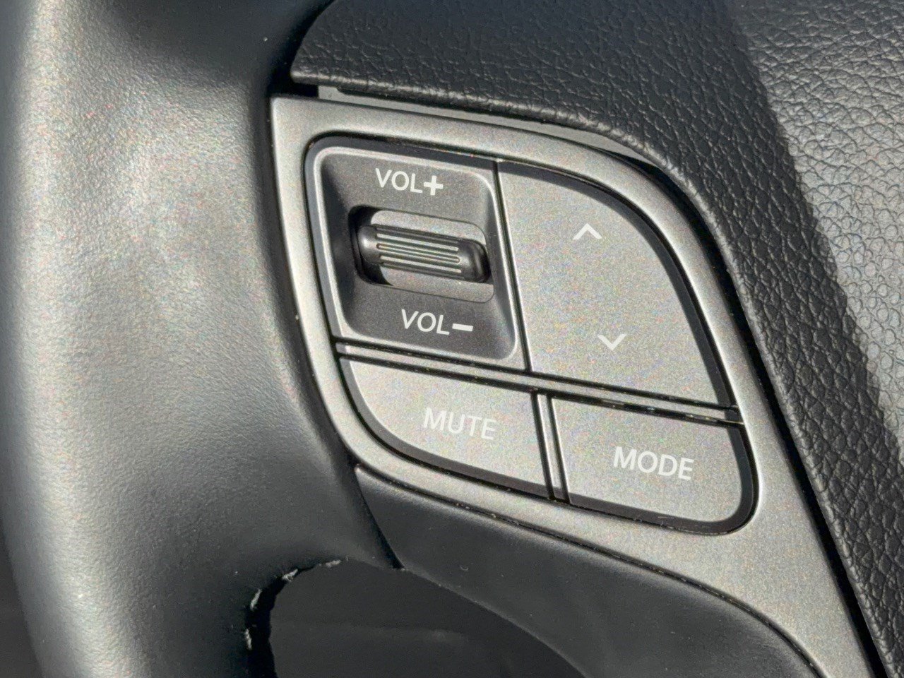 Used 2018 Hyundai Santa Fe Sport 2.0T FWD image 18