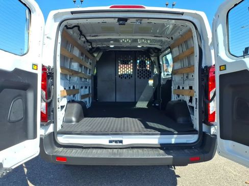 Certified 2025 Ford Transit 250 Low Roof w/ Exterior Upgrade Package RWD image 10