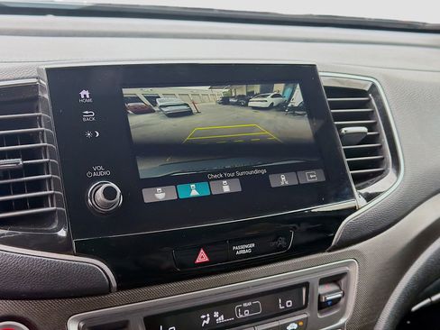 Used 2023 Honda Passport TrailSport image 15