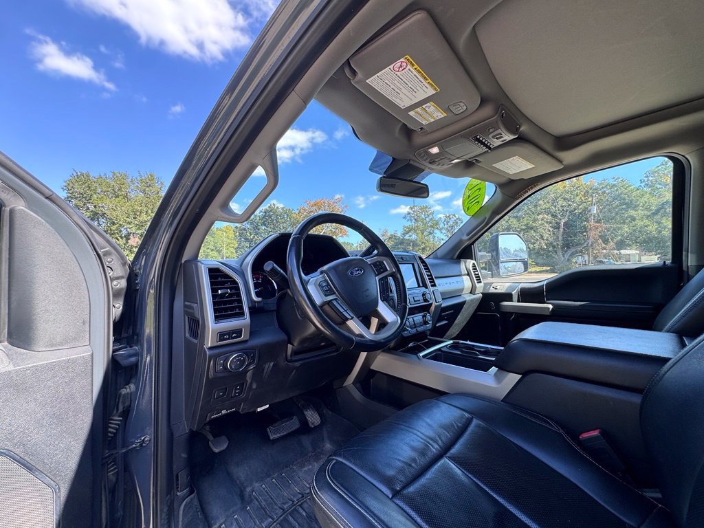 Used 2021 Ford F350 Lariat w/ Lariat Ultimate Package AWD/4WD image 16