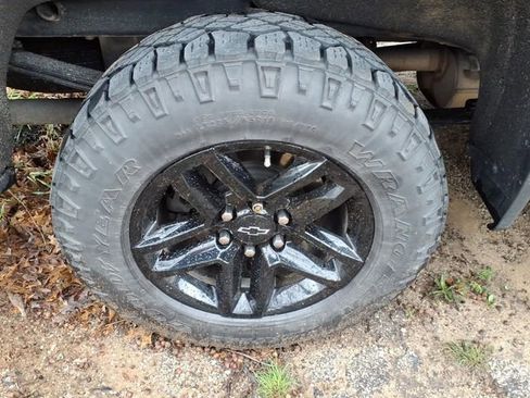 Used 2021 Chevrolet Silverado 1500 LT Trail Boss w/ Bed Protection Package image 8