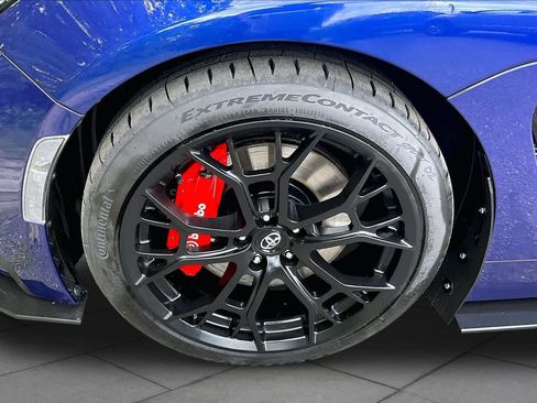 Used 2025 Toyota GR86 Premium w/ GR Wheel Package (TMS RWD image 11