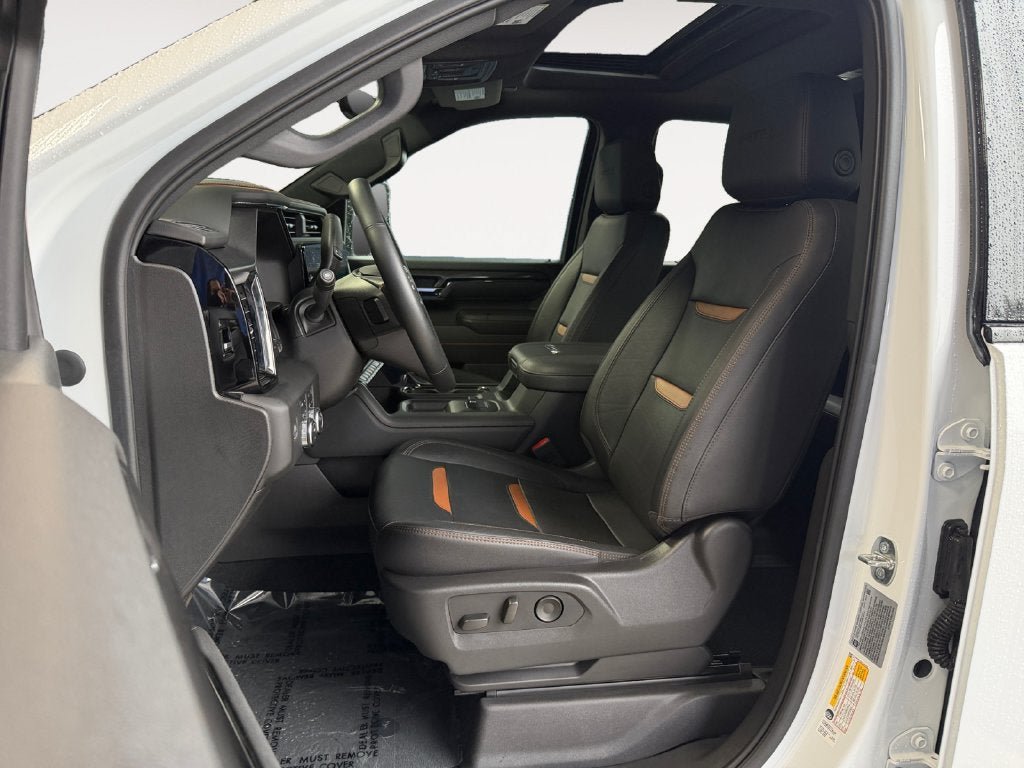 Used 2024 GMC Sierra 2500 AT4 w/ AT4 Premium Plus Package AWD/4WD image 7