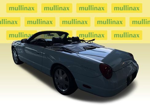 Used 2003 Ford Thunderbird image 6