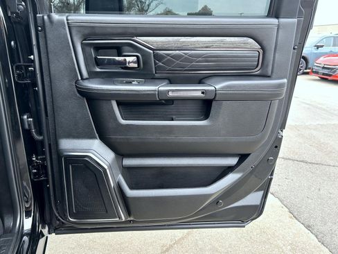 Used 2025 RAM 3500 Limited image 17