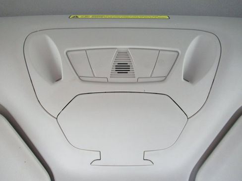 Used 2020 Ford Transit Connect XLT image 26