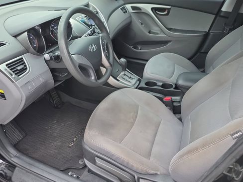 Used 2013 Hyundai Elantra GLS FWD image 10
