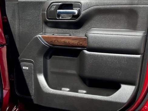 Used 2019 GMC Sierra 1500 SLT w/ SLT Premium Plus Package AWD/4WD image 19