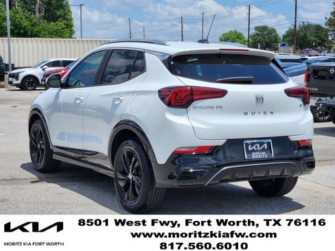 Used 2024 Buick Encore GX Sport Touring FWD image 6