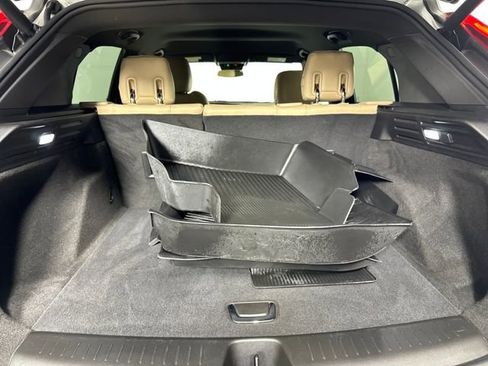 Used 2024 Cadillac XT4 Luxury image 25