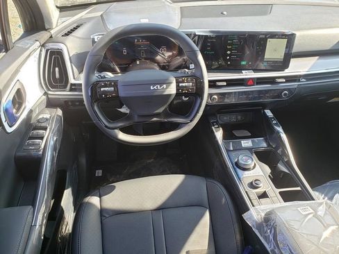 New 2026 Kia Sorento EX AWD/4WD image 9