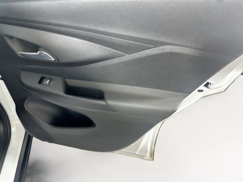 Used 2026 Buick Envista Preferred FWD image 28