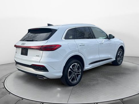New 2025 Audi Q5 Premium Plus image 7