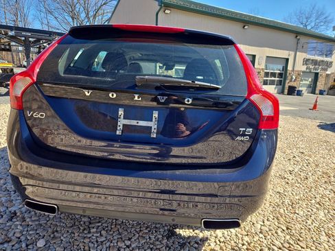Used 2016 Volvo V60 T5 Premier image 5