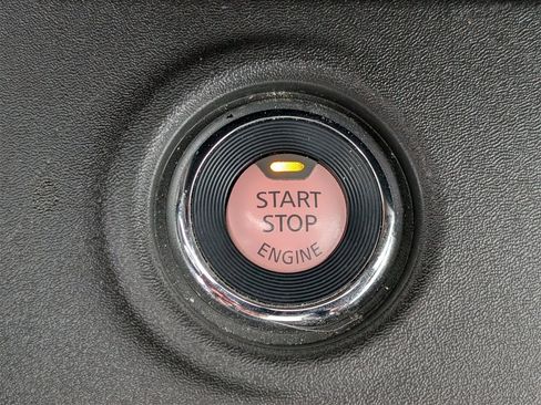 Certified 2021 Nissan Frontier PRO-4X w/ Pro-4x Utility Package image 19