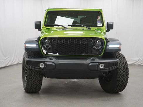 Used 2025 Jeep Wrangler Sport AWD/4WD image 7
