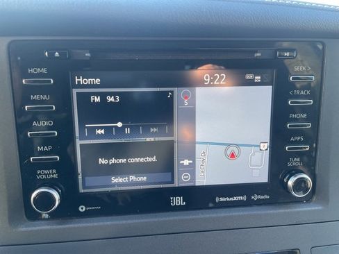 Used 2020 Toyota Sienna XLE image 26