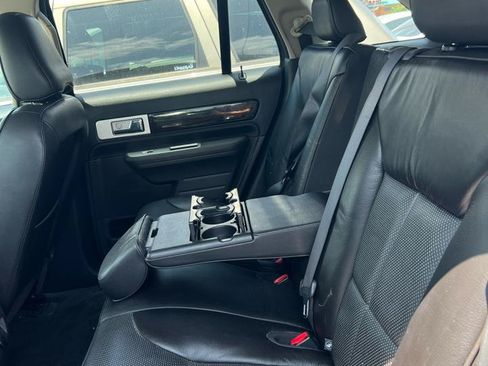 Used 2009 Lincoln MKX 2WD image 6