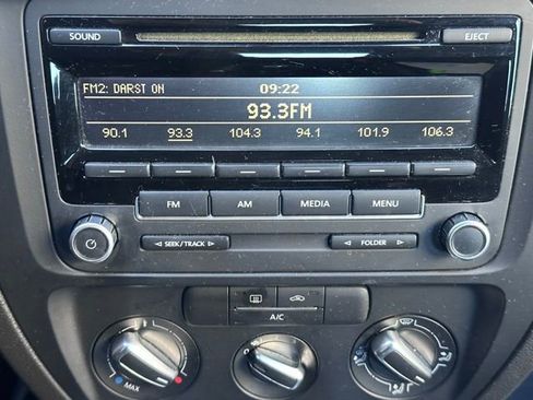 Used 2013 Volkswagen Jetta SE image 15