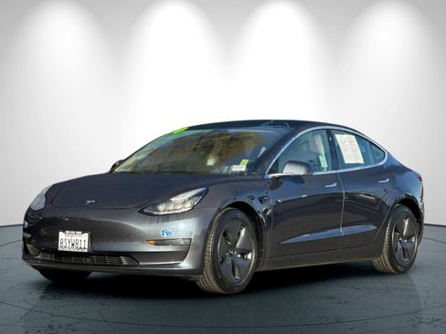 Used 2020 Tesla Model 3 image 8