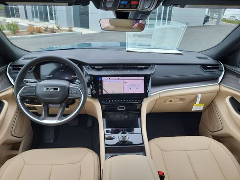 New 2026 Jeep Grand Cherokee L Limited AWD/4WD image 21