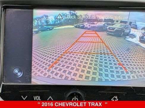 Used 2016 Chevrolet Trax LT w/ LT Sun and Sound Package AWD/4WD image 25
