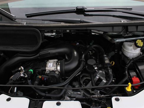 Used 2025 Ford Transit 350 XLT RWD image 4