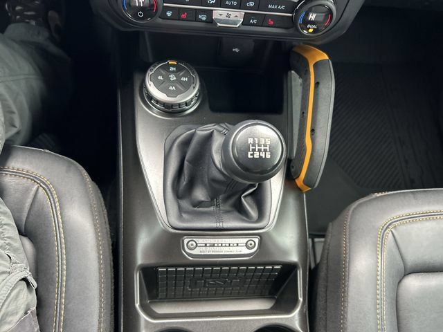 Used 2023 Ford Bronco Badlands AWD/4WD image 16