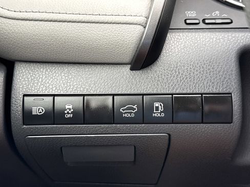 Used 2024 Toyota Camry LE image 17