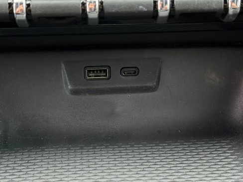Used 2025 GMC Terrain Elevation AWD/4WD image 35