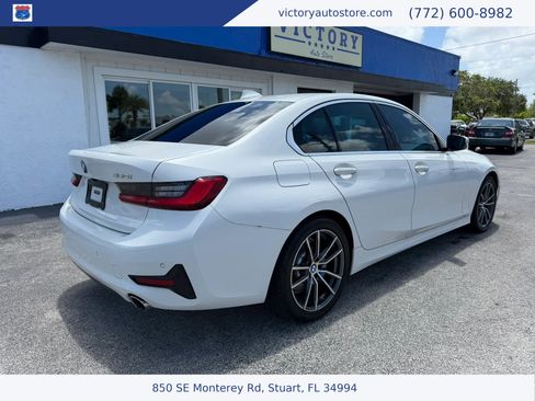 Used 2020 BMW 330i Sedan w/ Convenience Package RWD image 3