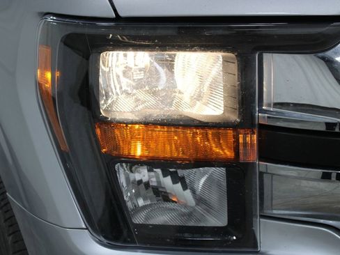 Used 2023 Ford F150 XLT image 12